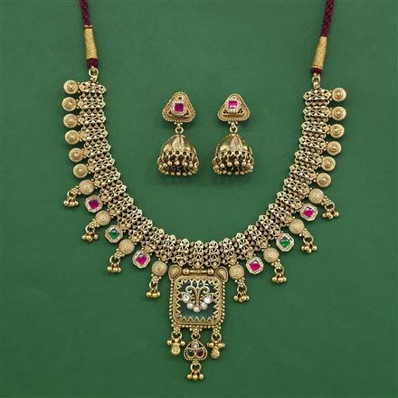 Antique Classic Necklace With Gold Plating