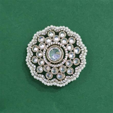 Antique Moti Brooch With Mehndi Plating