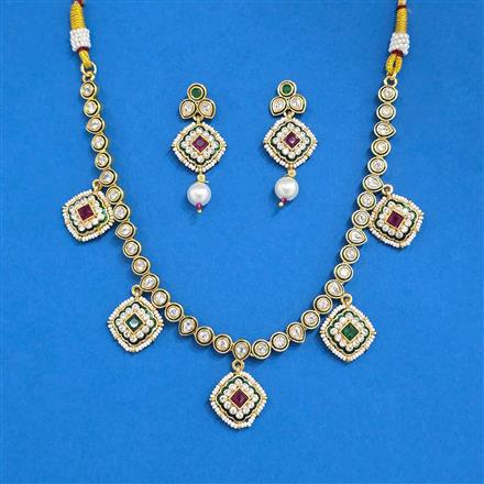 Antique Classic Necklace With Gold Plating