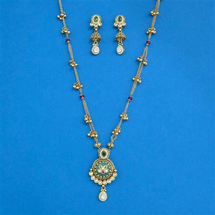 Antique Moti Pendant Set With Matte Gold Plating