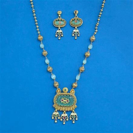 Antique Classic Pendant Set With Matte Gold Plating