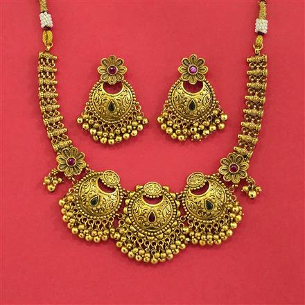 Antique Classic Necklace Set With Matte Gold Plating