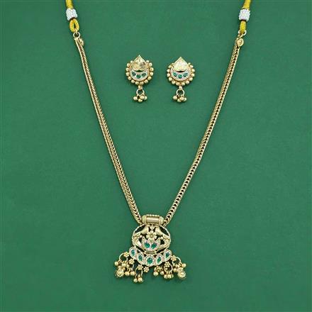Antique Classic Pendant Set With Matte Gold Plating