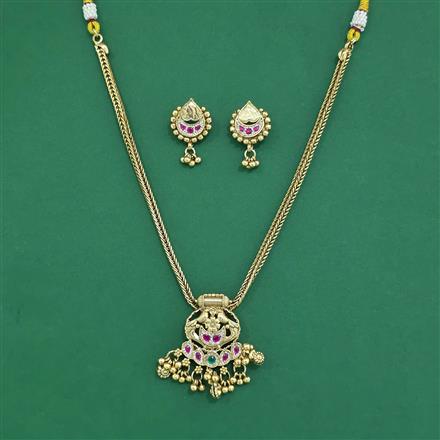Antique Classic Pendant Set With Matte Gold Plating