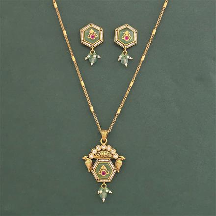Antique Pearl Pendant Set With Matte Gold Plated