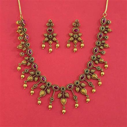 Antique Classic Necklace Set With Matte Gold Plating