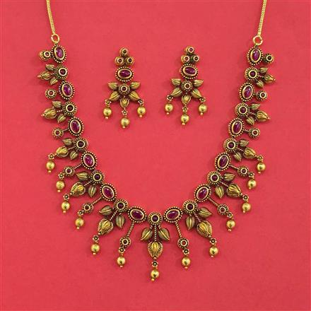 Antique Classic Necklace Set With Matte Gold Plating