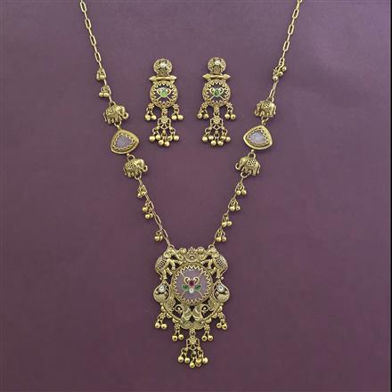 Antique Classic Pendant Set With Matte Gold Plating