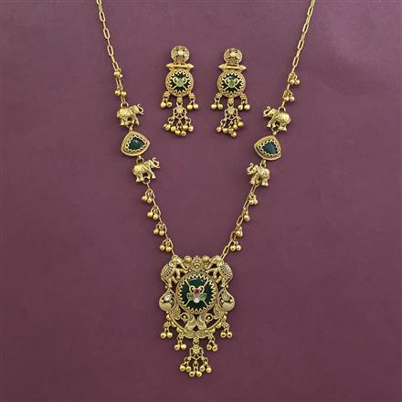 Antique Classic Pendant Set With Matte Gold Plating