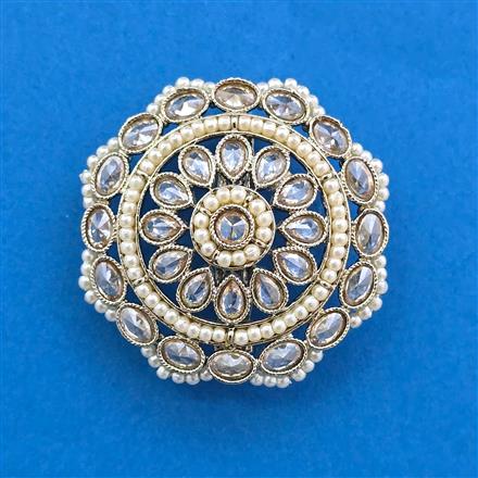 Antique Moti Brooch With Mehndi Plating
