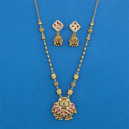 Antique Classic Pendant Set With Matte Gold Plating