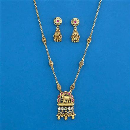 Antique Classic Pendant Set With Matte Gold Plating