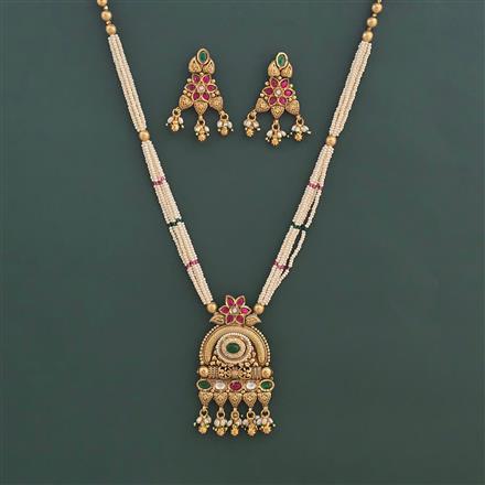 Antique Moti Pendant Set With Matte Gold Plating