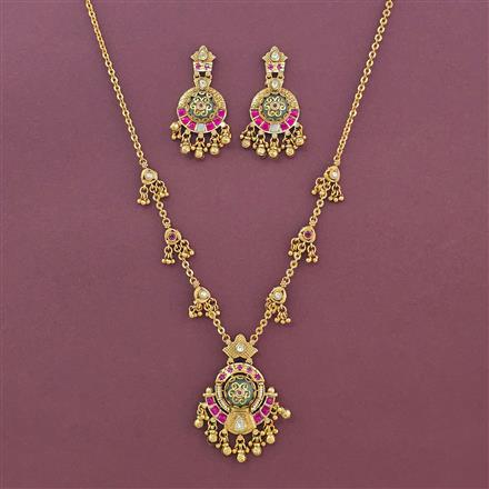 Antique Moti Pendant Set With Matte Gold Plating