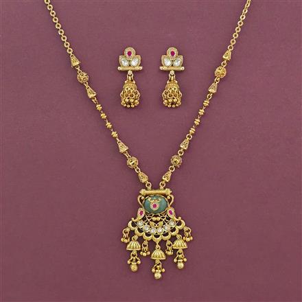 Antique Classic Pendant Set With Matte Gold Plating