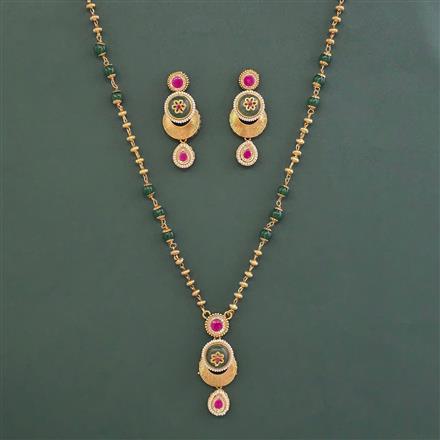 Antique Heritage Pendant Set With Matte Gold Plating