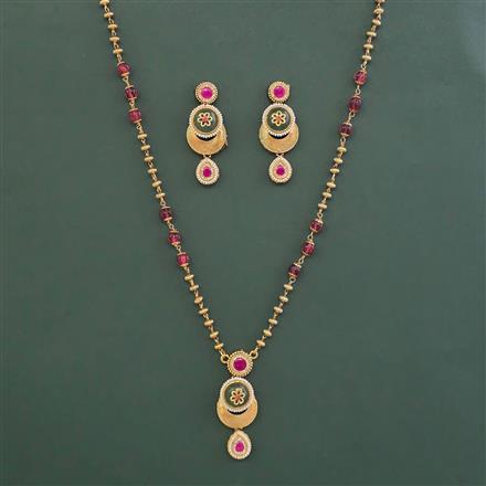 Antique Heritage Pendant Set With Matte Gold Plating