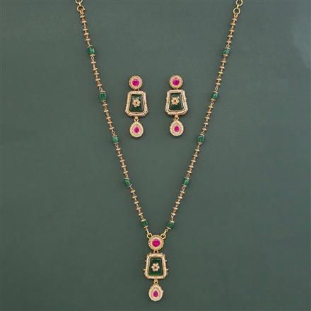 Antique Heritage Pendant Set With Matte Gold Plating