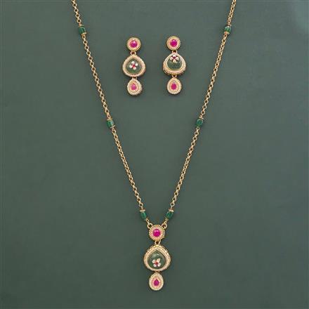 Antique Heritage Pendant Set With Matte Gold Plating