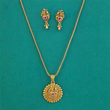 Antique Classic Pendant Set with Matte Gold Plating