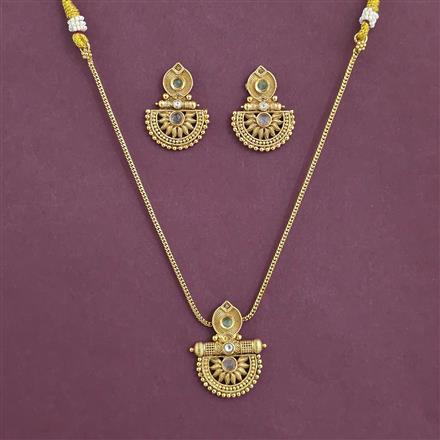 Antique Classic Pendant Set with Matte Gold Plating