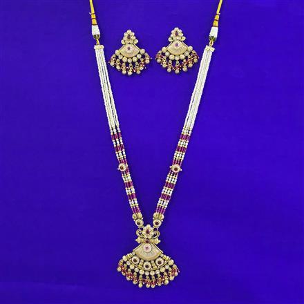 Antique Moti Pendant Set with Matte Gold Plating