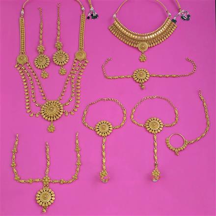 Antique Classic Bridal Set with Gold Plating