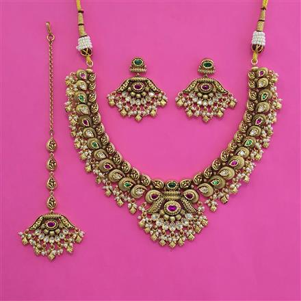 Antique Classic Necklace With Gold Plating
