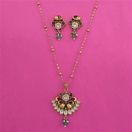 Antique Classic Pendant Set with Matte Gold Plating