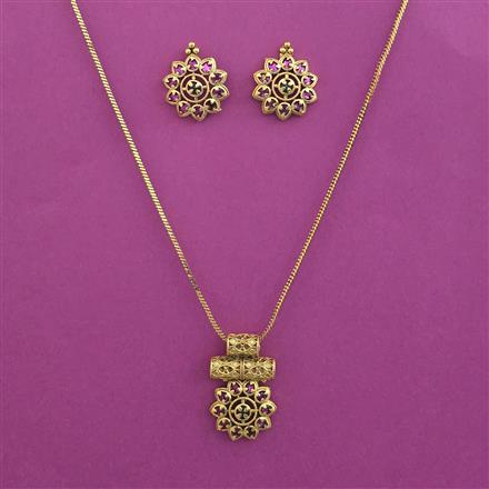 Antique Classic Pendant Set with Gold Plating