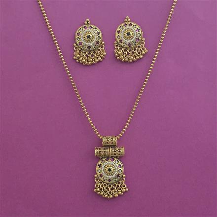 Antique Pearl Pendant Set with Gold Plating