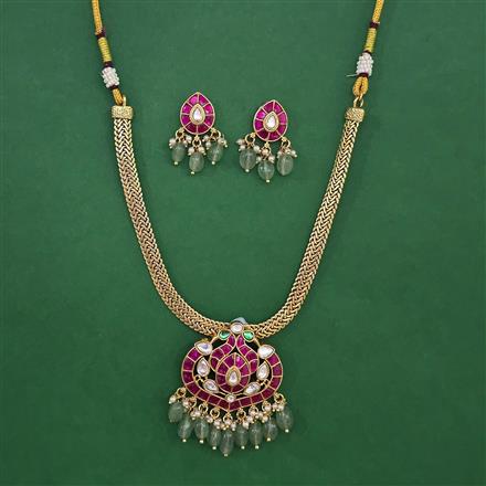 Antique Classic Pendant Set with Matte Gold Plating