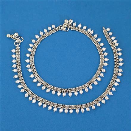Antique Pearl Payal with Rhodium Plating