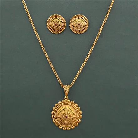 Antique Classic Pendant Set with Matte Gold Plating