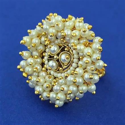 Antique Pearl Ring with Gold Plating