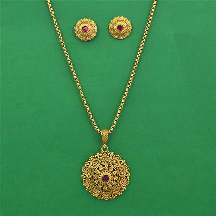 Antique Classic Pendant Set with Matte Gold Plating