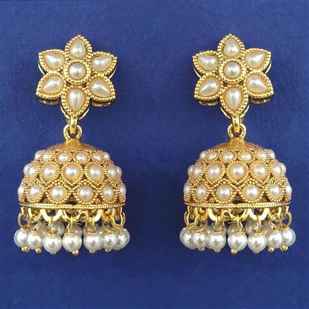 Antique Pearl Earring with Gold Plating