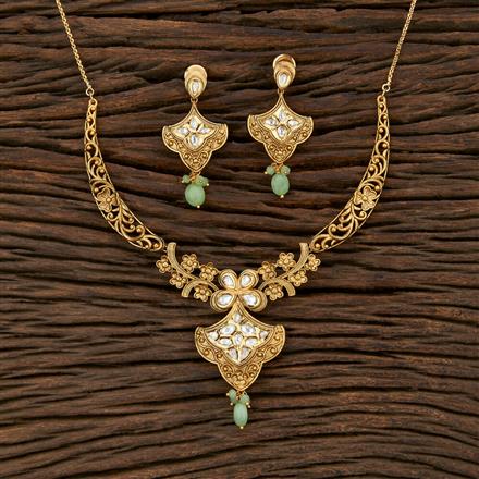 Kundan Delicate Necklace With Matte Gold Plating