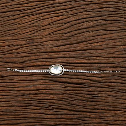 Kundan Adjustable Bracelet With 2 Tone Plating