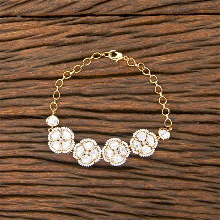 Kundan Adjustable Bracelet With Gold Plating