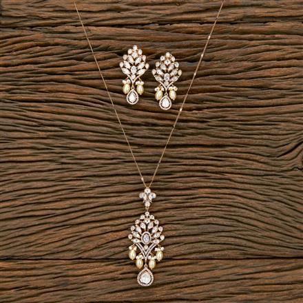 Kundan Pearl Pendant Set With Rose Gold Plating