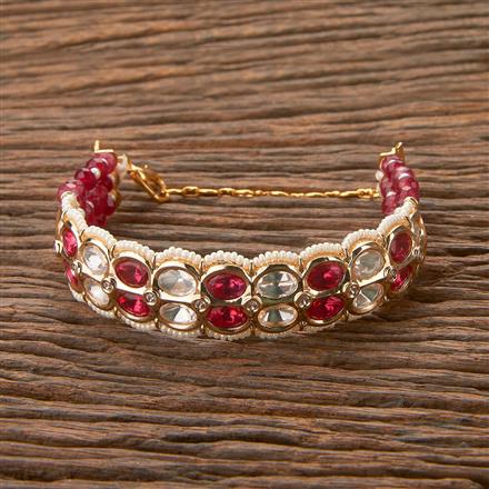 Kundan Adjustable Bracelet With Gold Plating