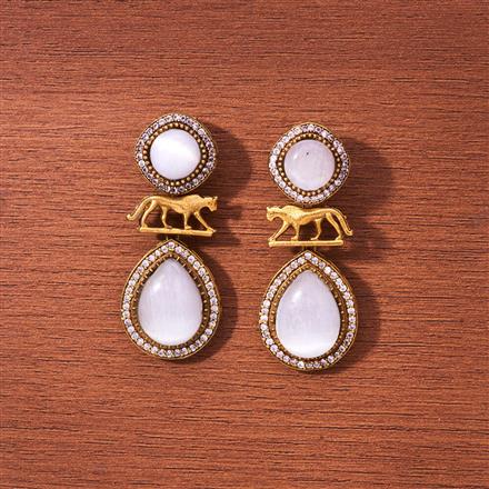 Kundan Classic Earring With Victorian Plating
