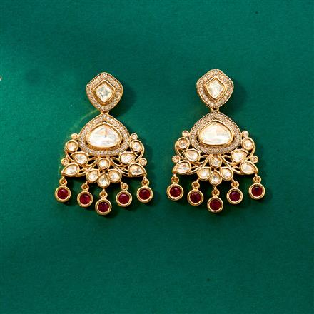 Kundan Classic Earring With Gold Plating
