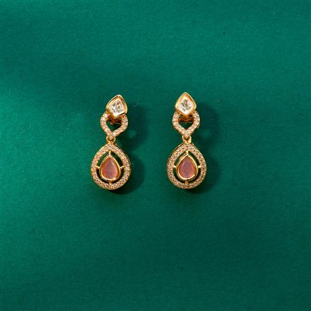 Kundan Classic Earring With Gold Plating