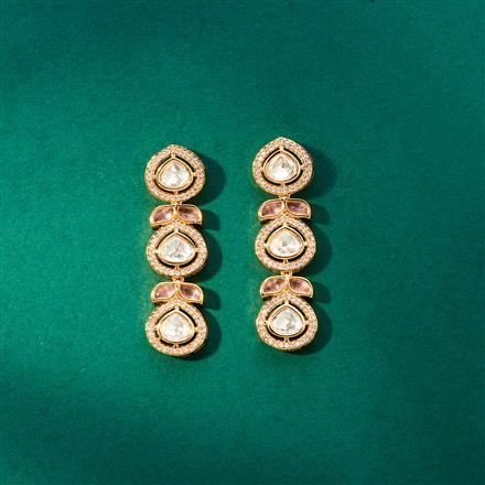 Kundan Classic Earring With Gold Plating