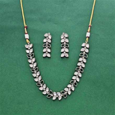 Kundan Classic Necklace With Mehndi Plating