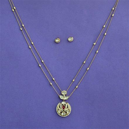 Kundan Classic Pendant Set With Gold Plating