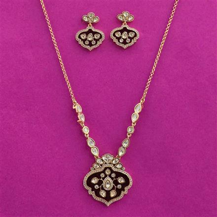 Kundan Classic Pendant Set With Carat Plating