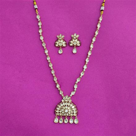Kundan Classic Necklace With Gold Plating